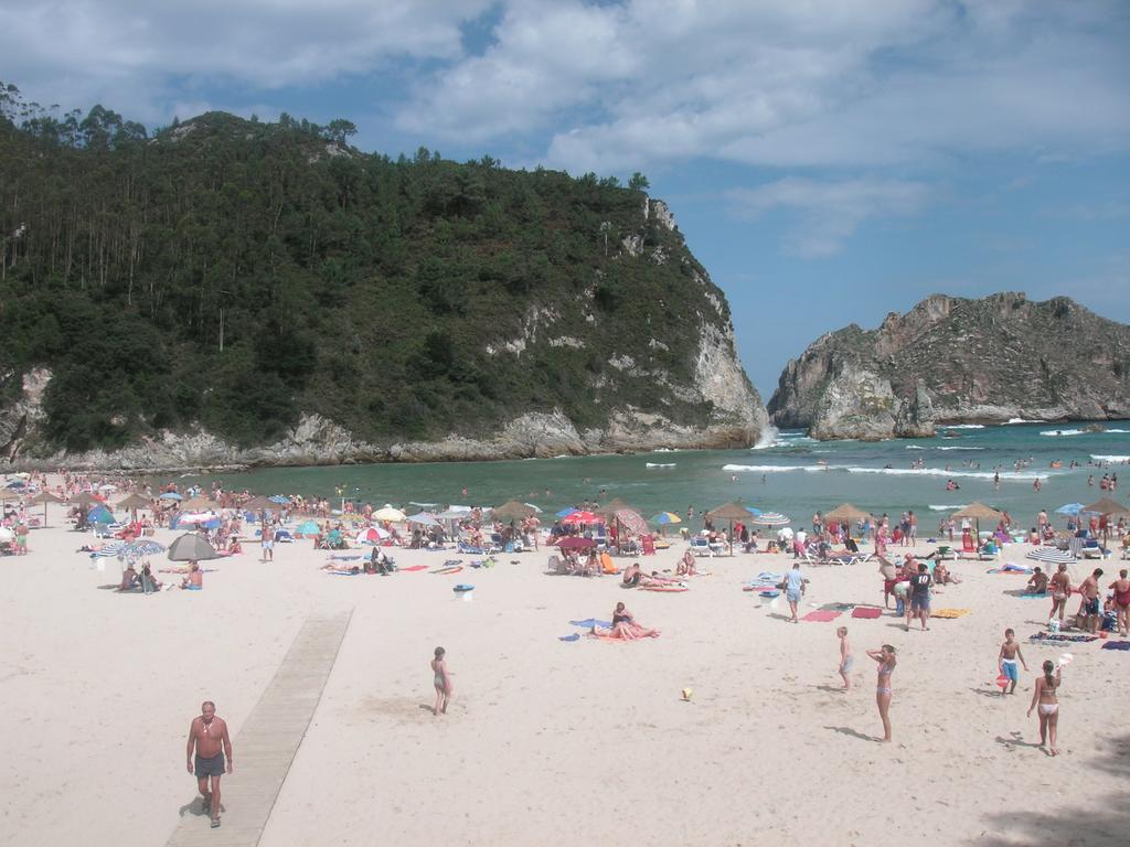 Viviendas De Uso Turistico La Arboleda I Y II Colombres Oda fotoğraf